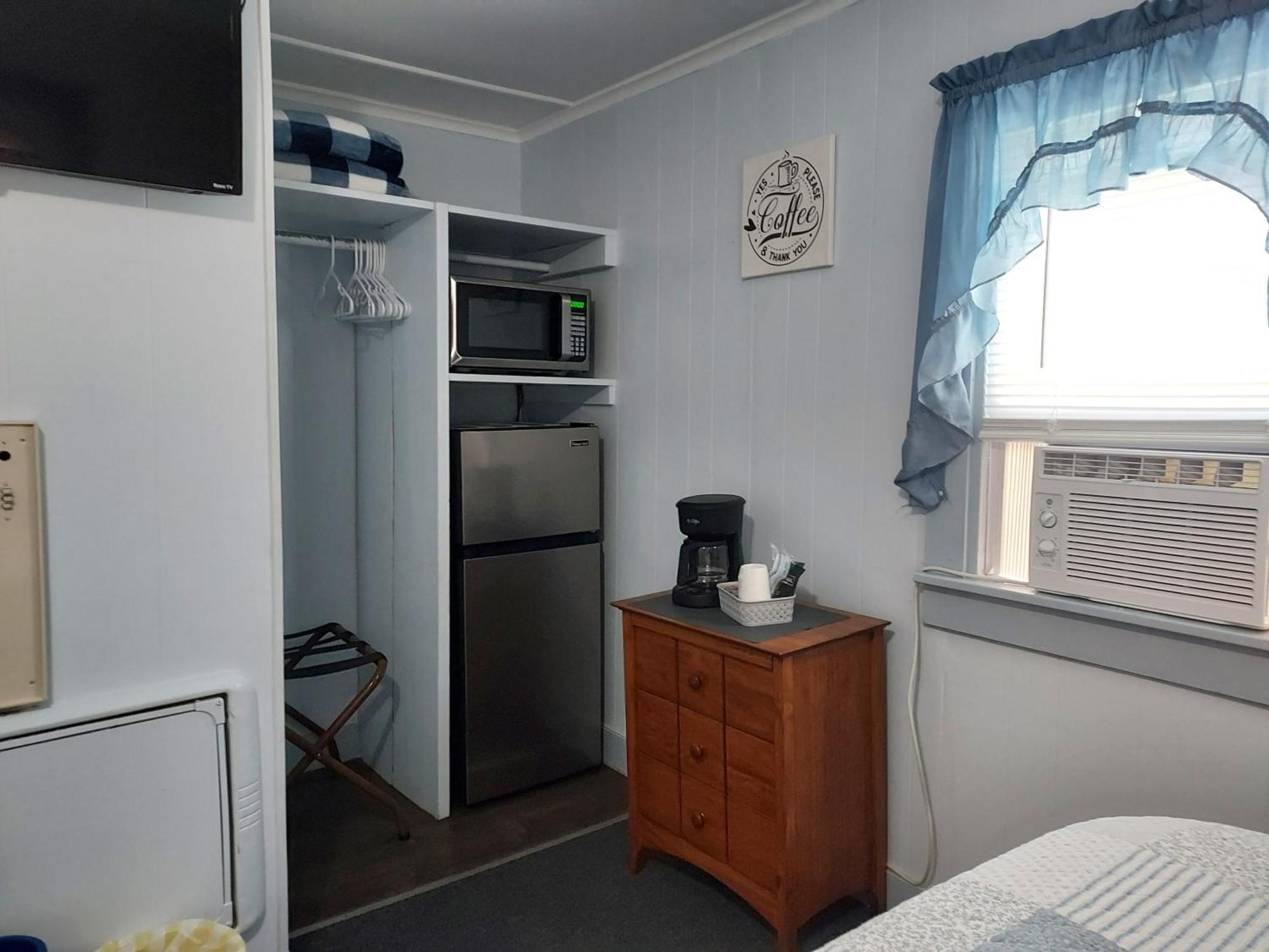 Serenity Motel Shaftsbury Extérieur photo