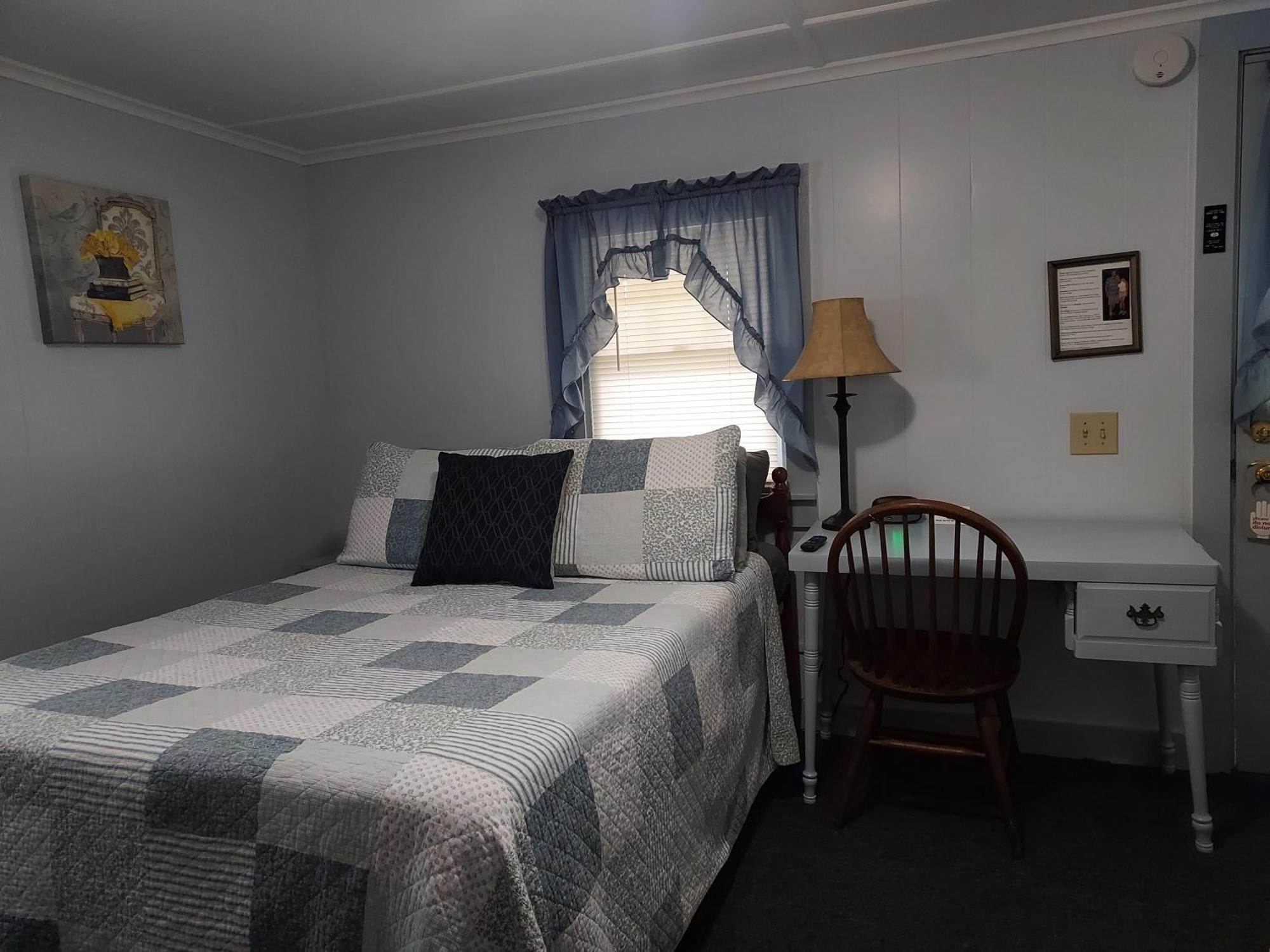 Serenity Motel Shaftsbury Extérieur photo