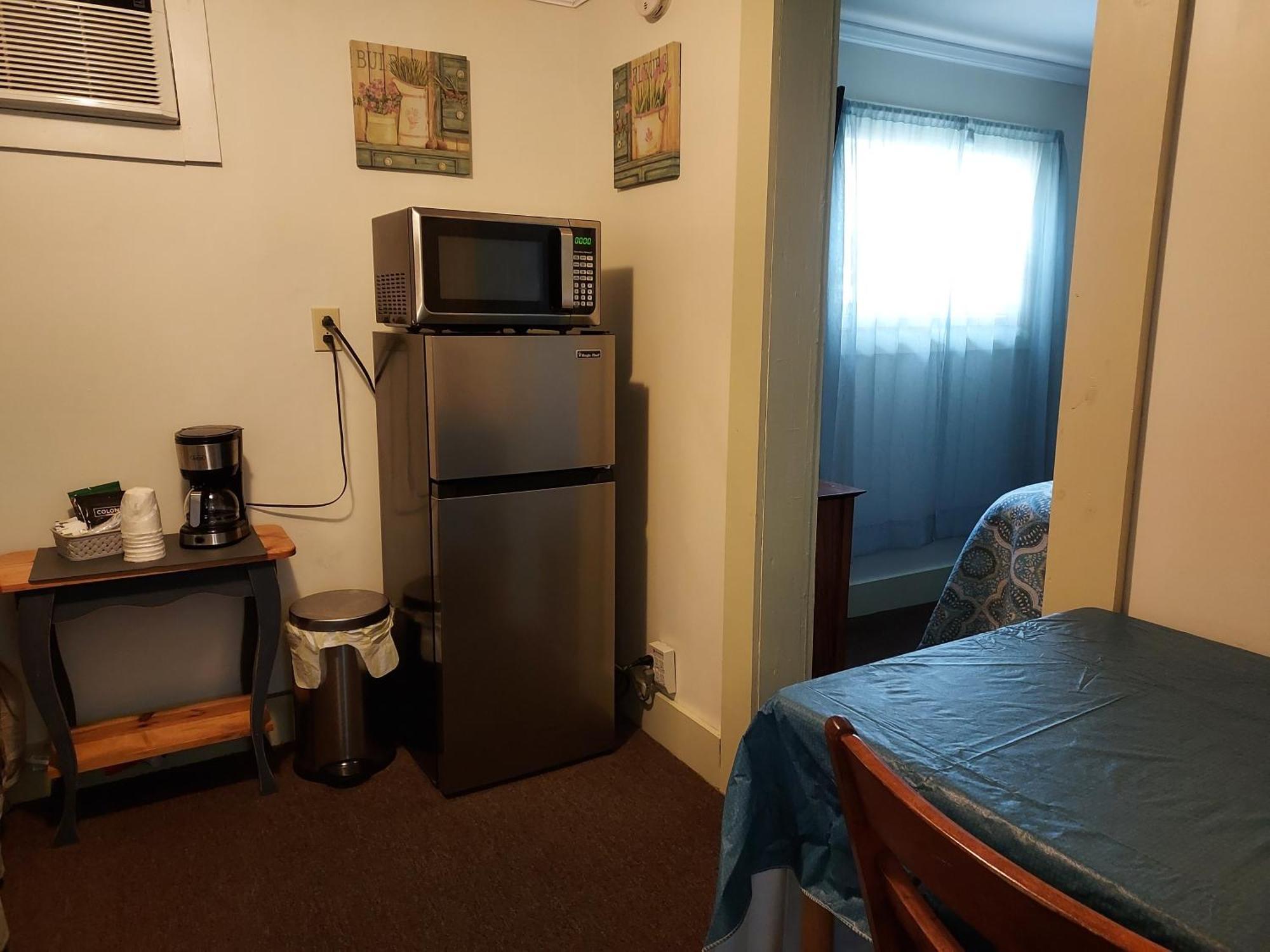 Serenity Motel Shaftsbury Extérieur photo