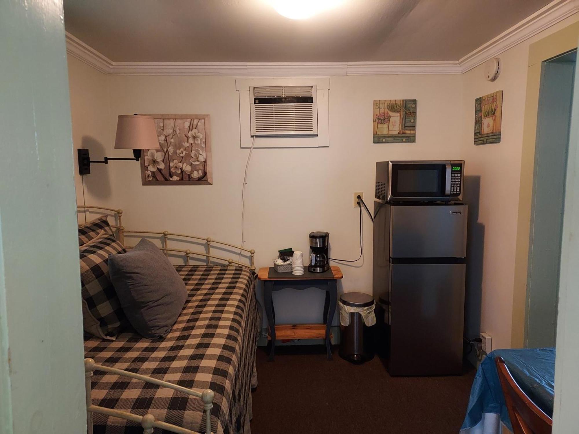 Serenity Motel Shaftsbury Extérieur photo
