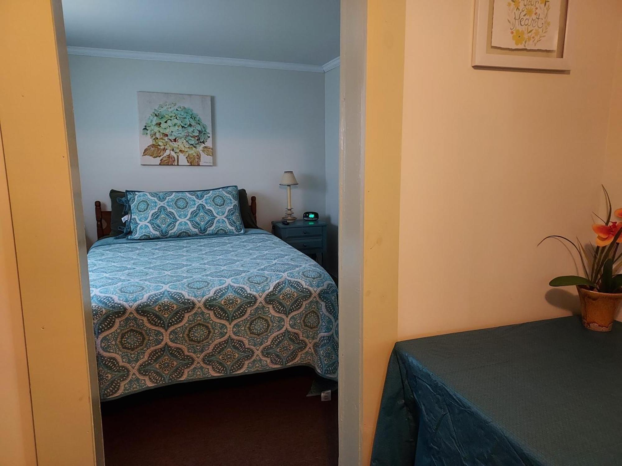 Serenity Motel Shaftsbury Extérieur photo